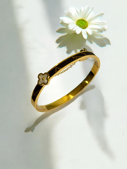 BLACK ENRY BRACELET