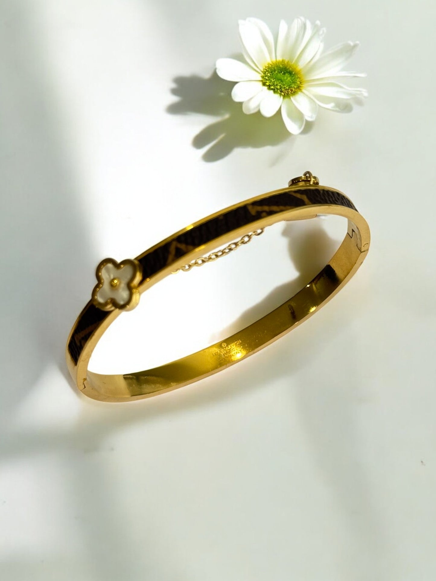 BLACK ENRY BRACELET