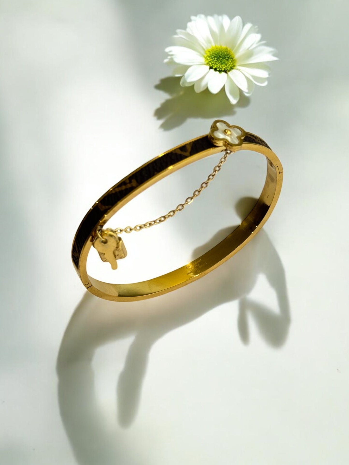 BLACK ENRY BRACELET