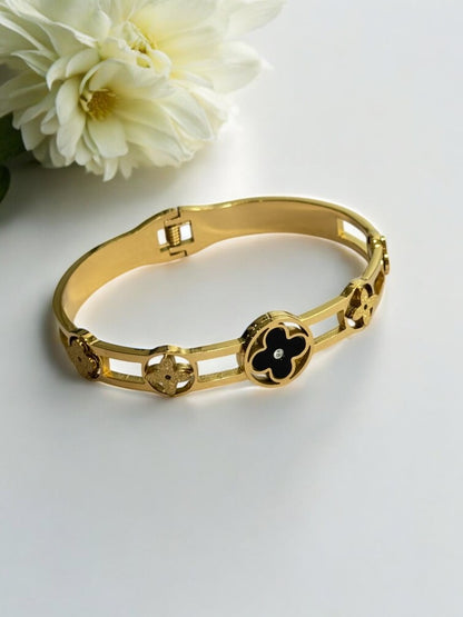 BLACK STEFAN BRACELET