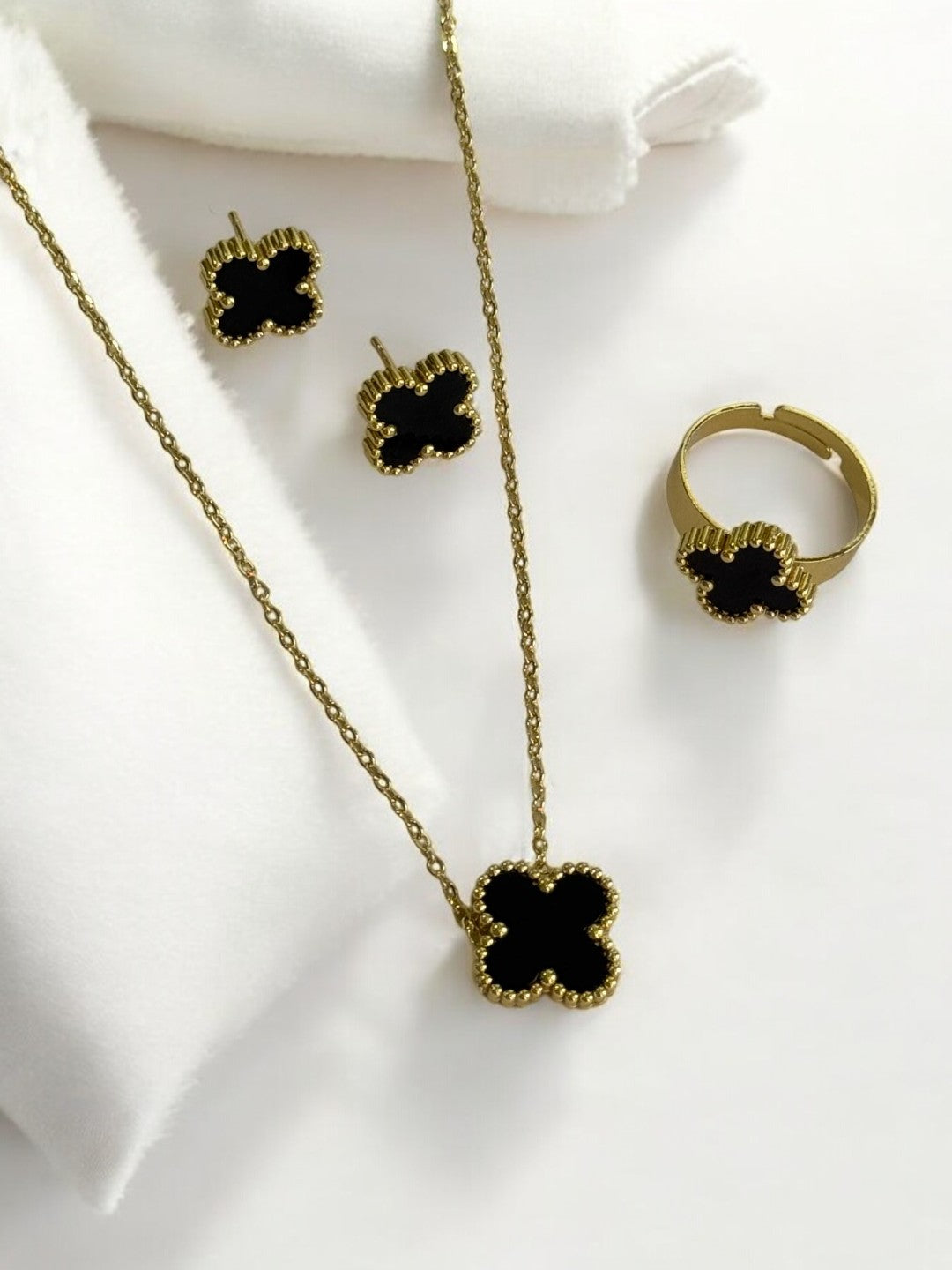 GOLDEN CHAIN WITH BLACK CLOVER PENDENT, EARRINGS, AND FINGER RING