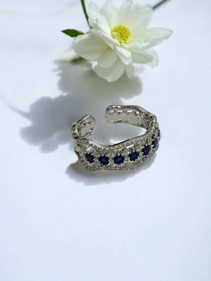 BLUE DIAMOND PARKER RING