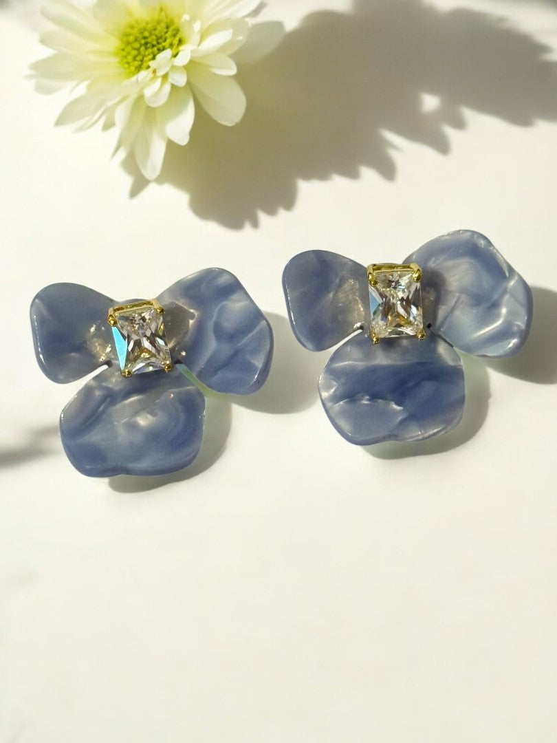 BLUE FLOWER PETAL EVREN EARRINGS
