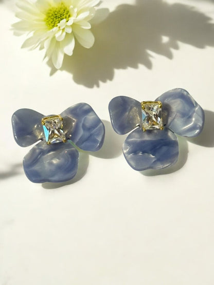 BLUE FLOWER PETAL EVREN EARRINGS