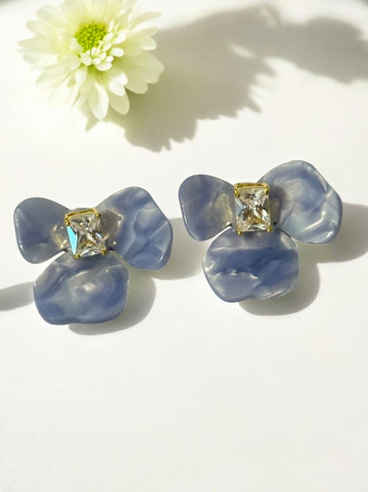 BLUE FLOWER PETAL EVREN EARRINGS