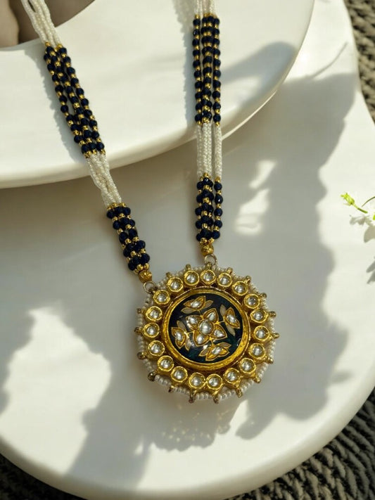 BLUE PENDENT WITH KUNDAN AND MALA 