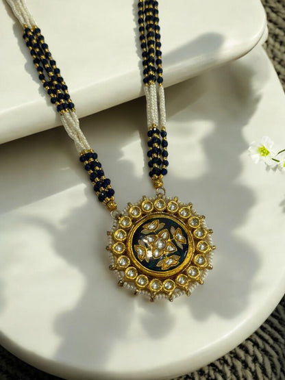 BLUE PENDENT WITH KUNDAN AND MALA 