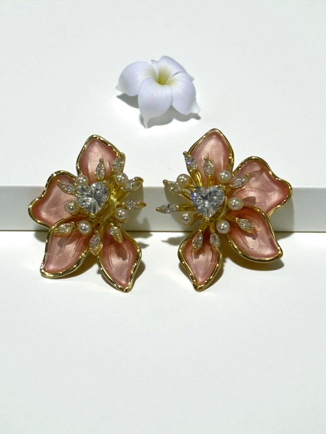 CORAL FLOWER SANTINIE EARRINGS