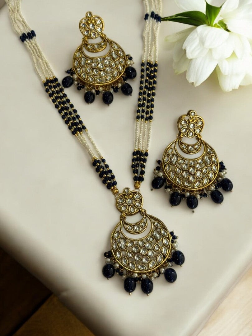 WHITE AND BLUE MALA WITH KUNDAN PENDENT WITH HANGING BLUE BEADS AND MATCHING EARRING