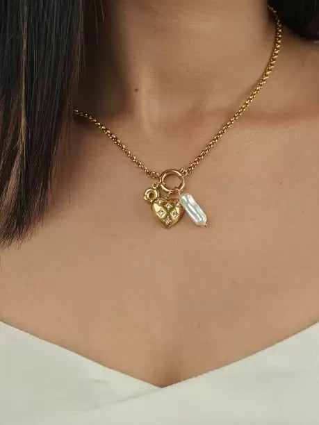 GOLDEN CHAIN WITH DIAMOND HEART, PEARLS CHARMS