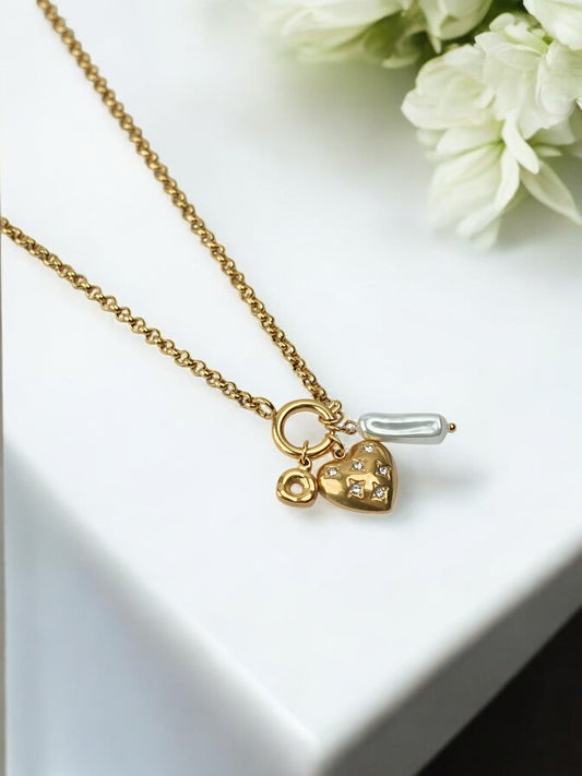GOLDEN CHAIN WITH DIAMOND HEART, PEARLS CHARMS