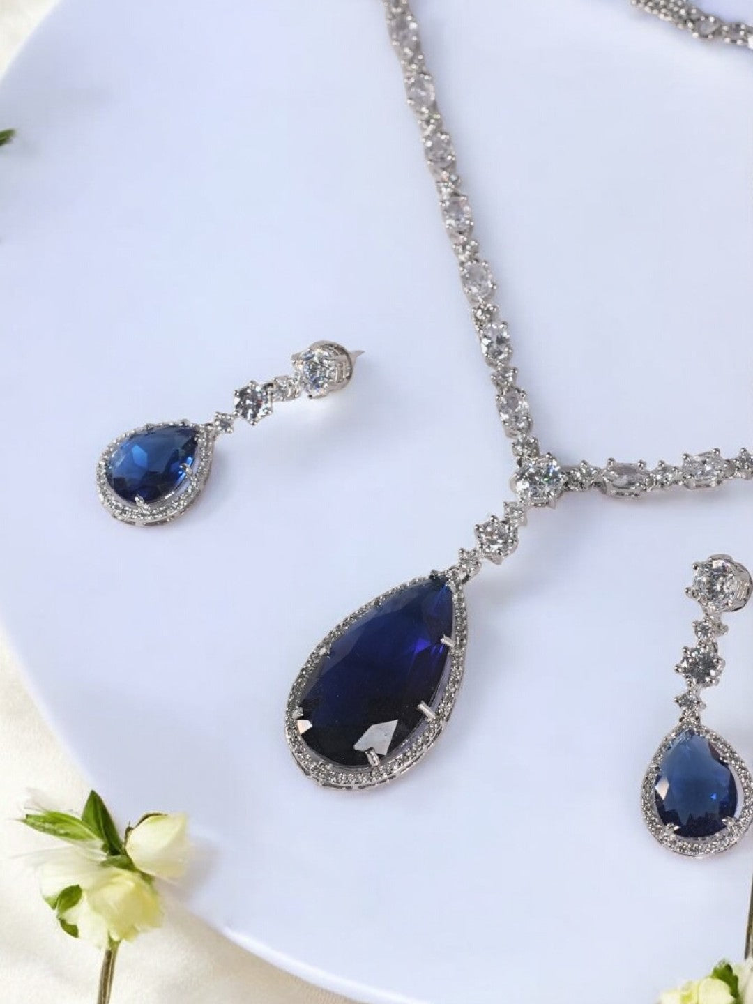 BLUE DIAMOND EMMET JEWELLERY SET