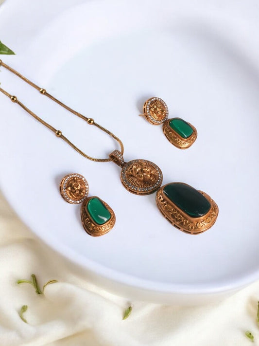 GREEN DIAMOND SAWYER NECKLACE AND EARRINGS