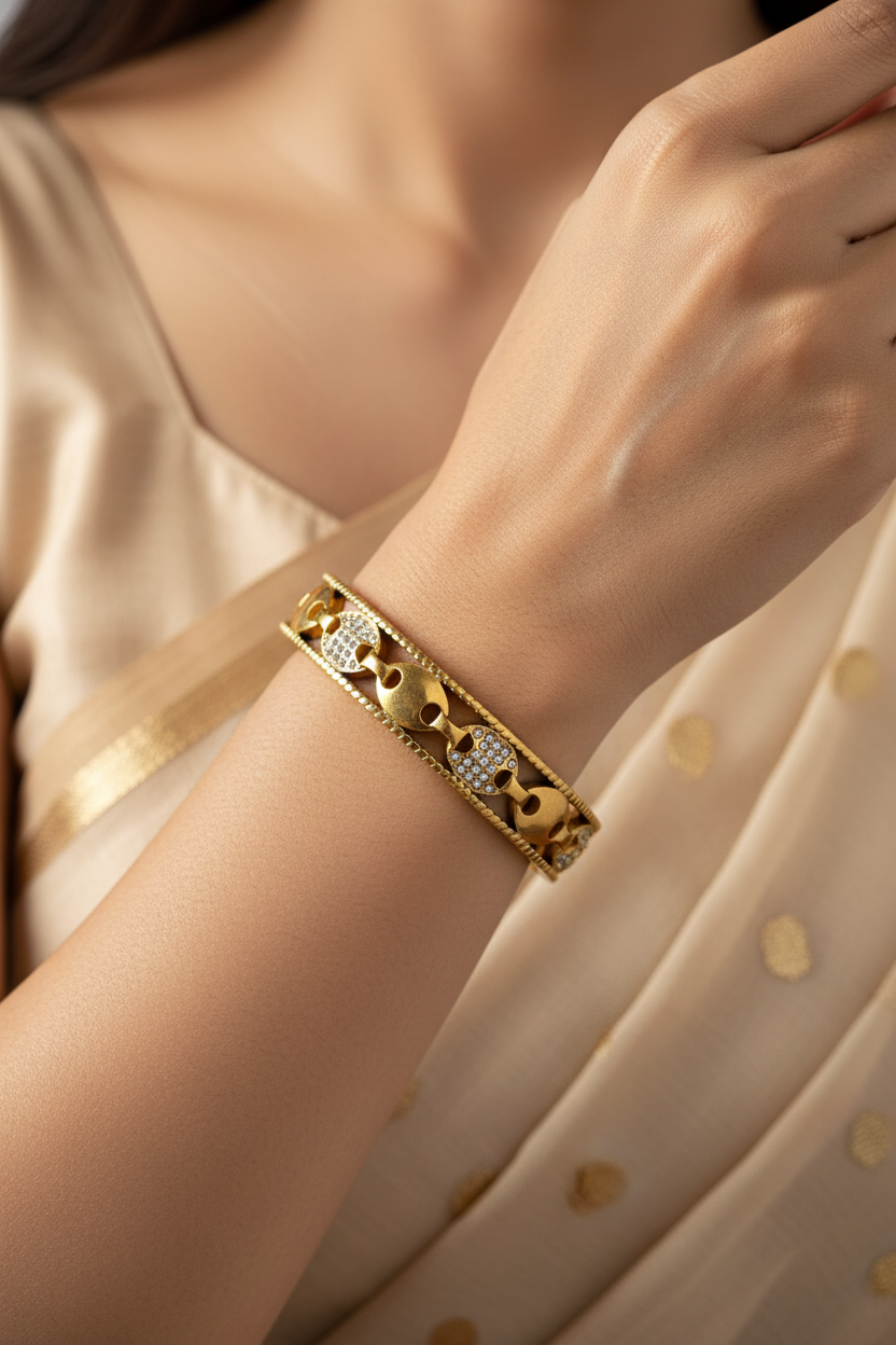 GOLDEN AELSIE BRACELET