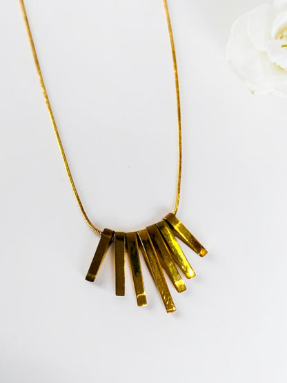 GOLDEN ARIELLA NECKLACE