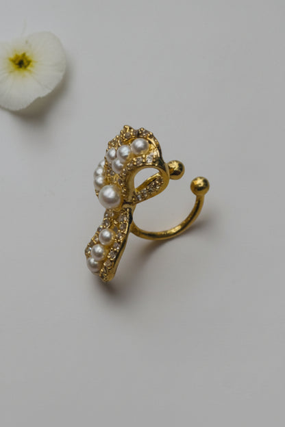 GOLDEN ATHENA EAR CUFF