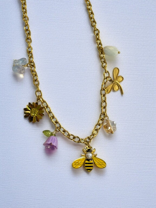 GOLDEN BEACH CHARM CILLIAN NECKLACE