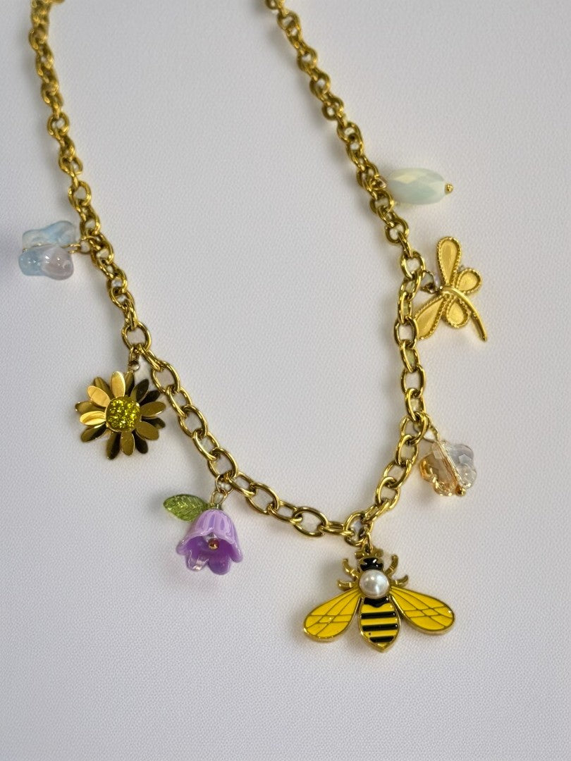 GOLDEN BEACH CHARM CILLIAN NECKLACE