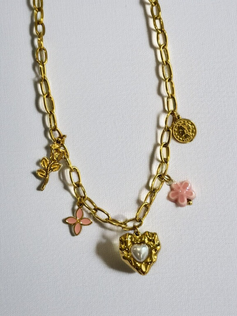GOLDEN BEACH CHARM MATEW NECKLACE