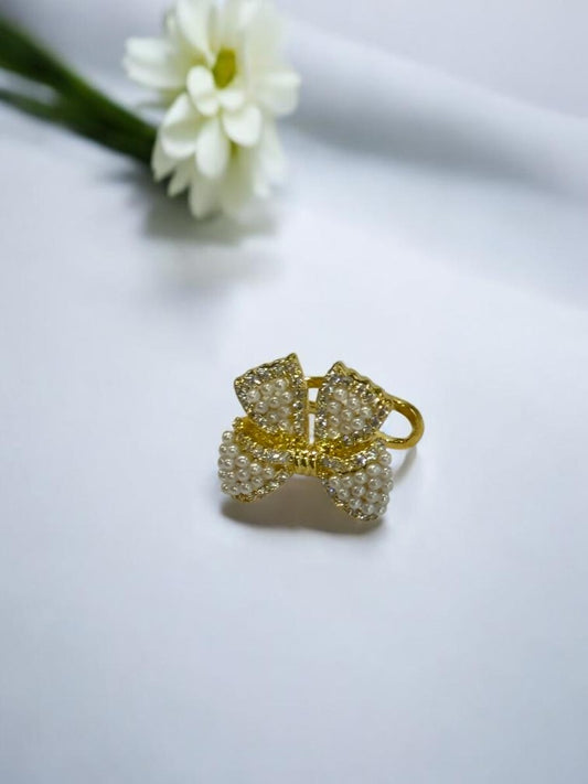 GOLDEN BOW JIANIE EAR CUFF