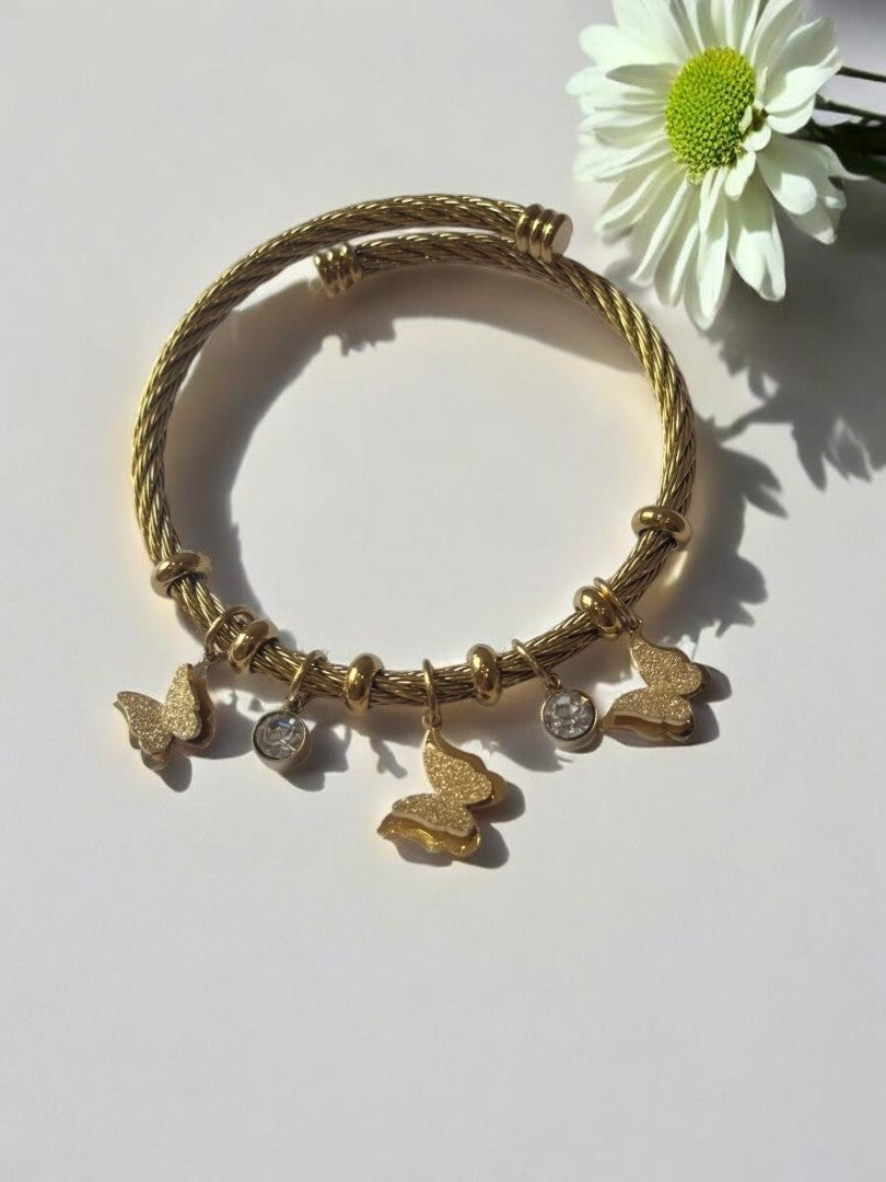 GOLDEN BUTTERFLY RIAN CHARMS BRACELET