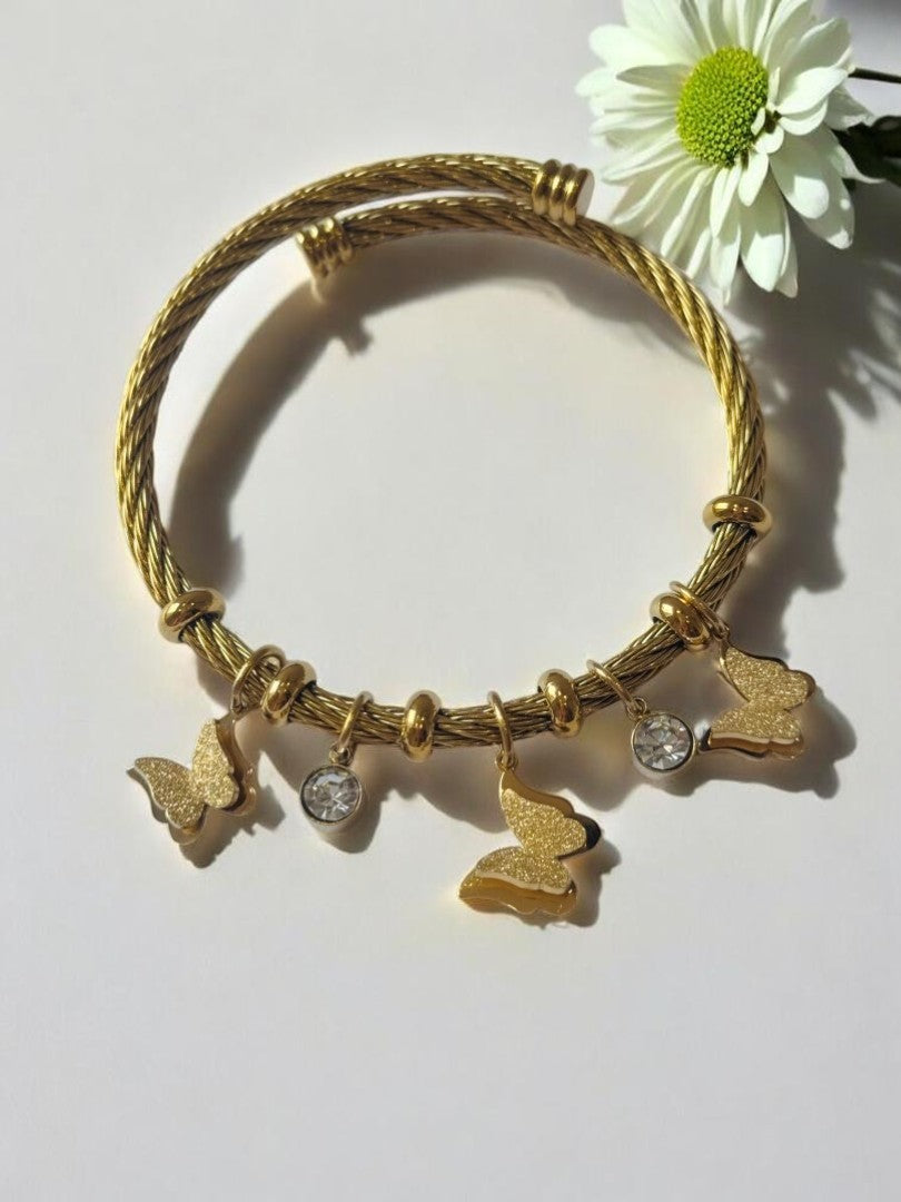 GOLDEN BUTTERFLY RIAN CHARMS BRACELET