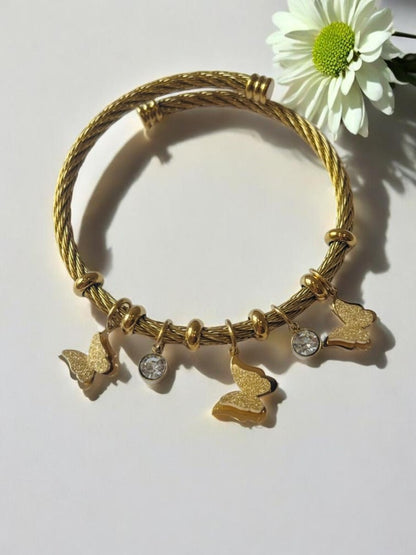 GOLDEN BUTTERFLY RIAN CHARMS BRACELET