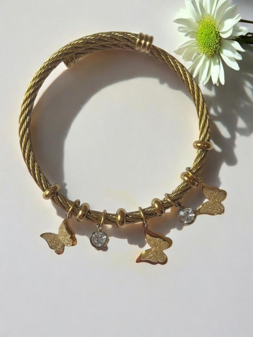 GOLDEN BUTTERFLY RIAN CHARMS BRACELET
