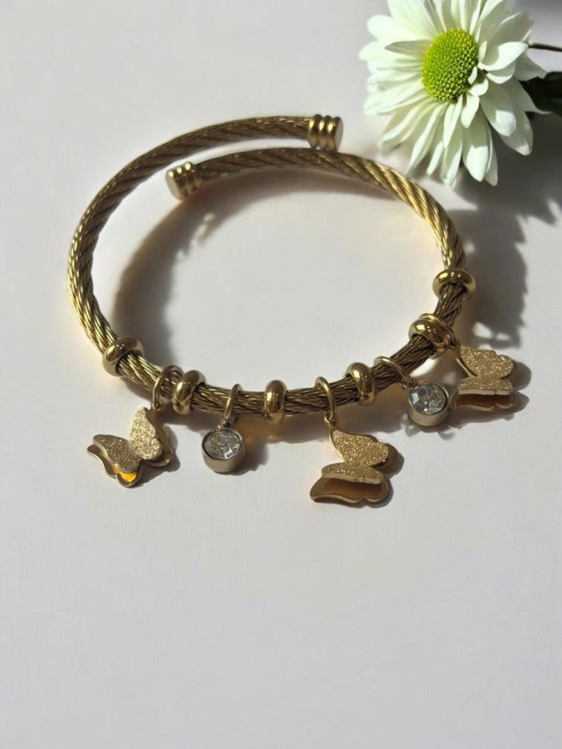 GOLDEN BUTTERFLY RIAN CHARMS BRACELET