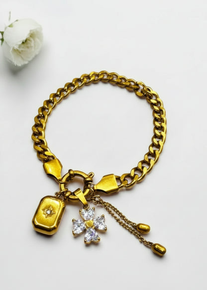 GOLDEN CHARM CAROLEY BRACELET