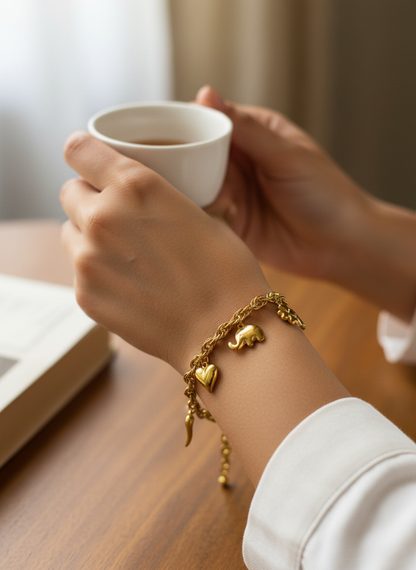 GOLDEN CHARM JOALE BRACELET