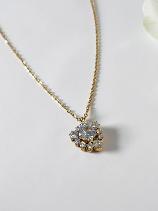 GOLDEN CRYSTAL VIHA NECKLACE