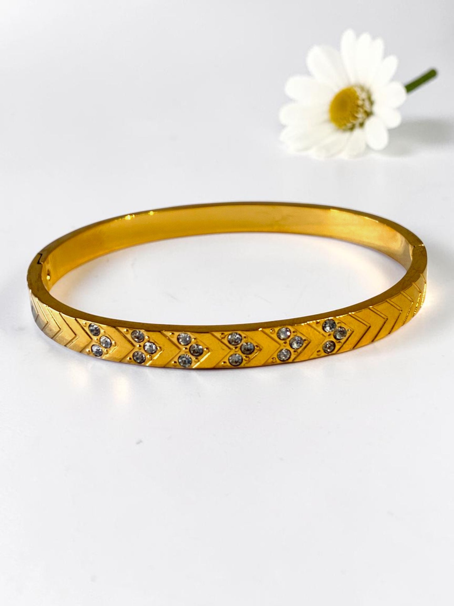 GOLDEN CRYSTAL WAVE ASMINE BRACELET