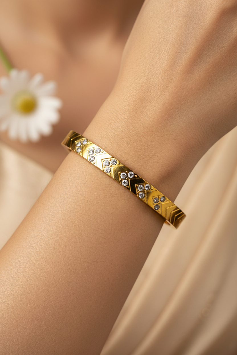GOLDEN CRYSTAL WAVE ASMINE BRACELET