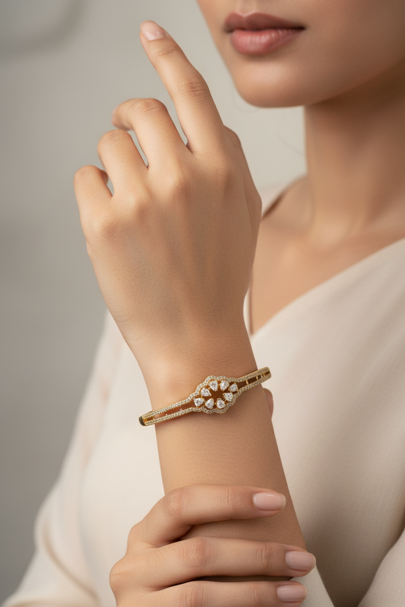 GOLDEN DIAMOND AKHILA BRACELET