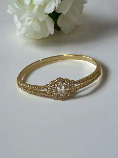 GOLDEN DIAMOND AKHILA BRACELET