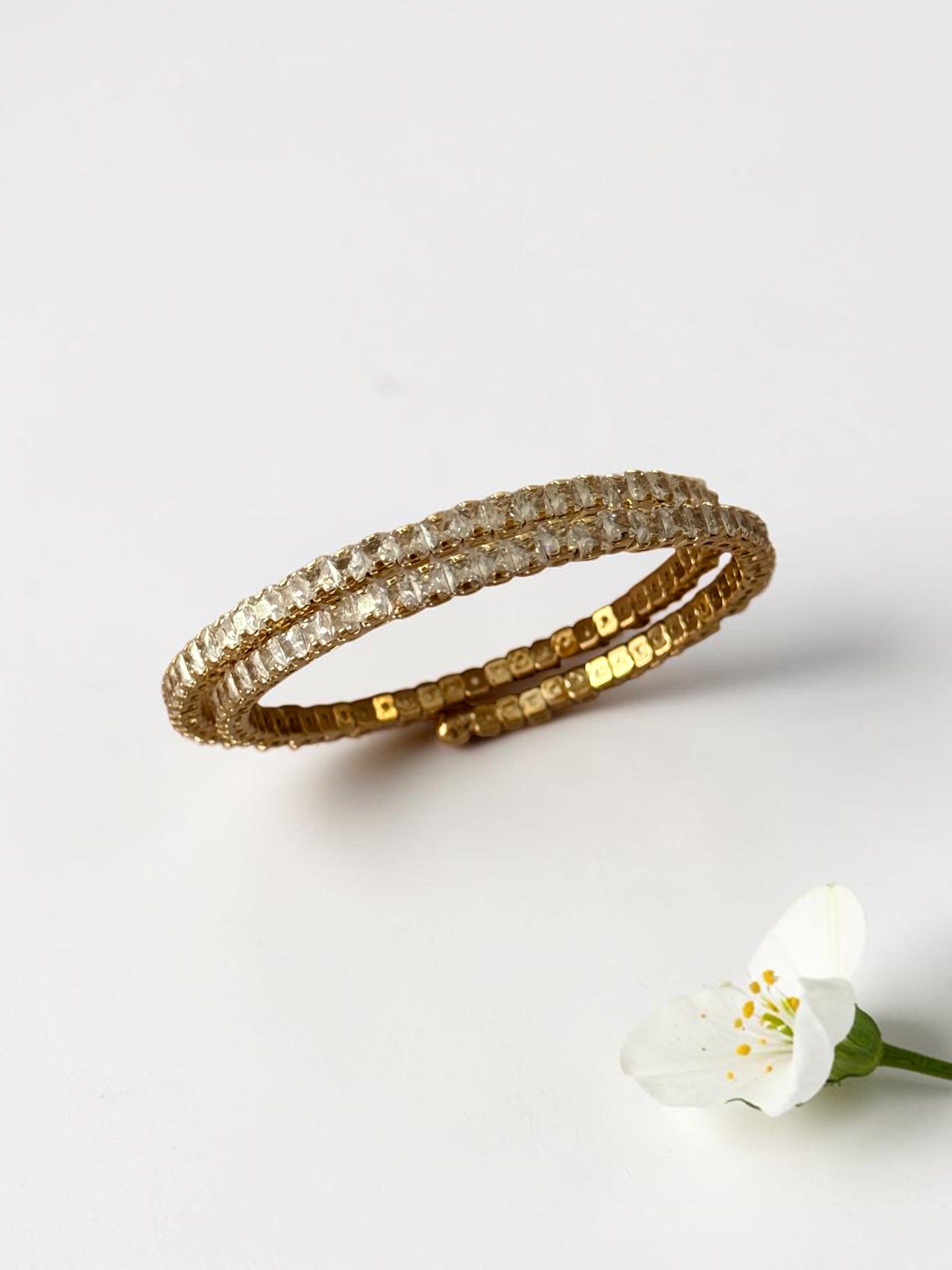 GOLDEN DIAMOND ALDOS BRACELET
