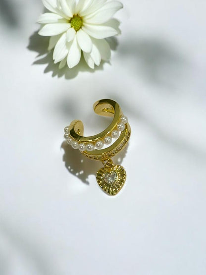 GOLDEN DIAMOND AND PEARLS ATHAN EAR CUFF