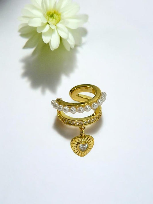 GOLDEN DIAMOND AND PEARLS ATHAN EAR CUFF