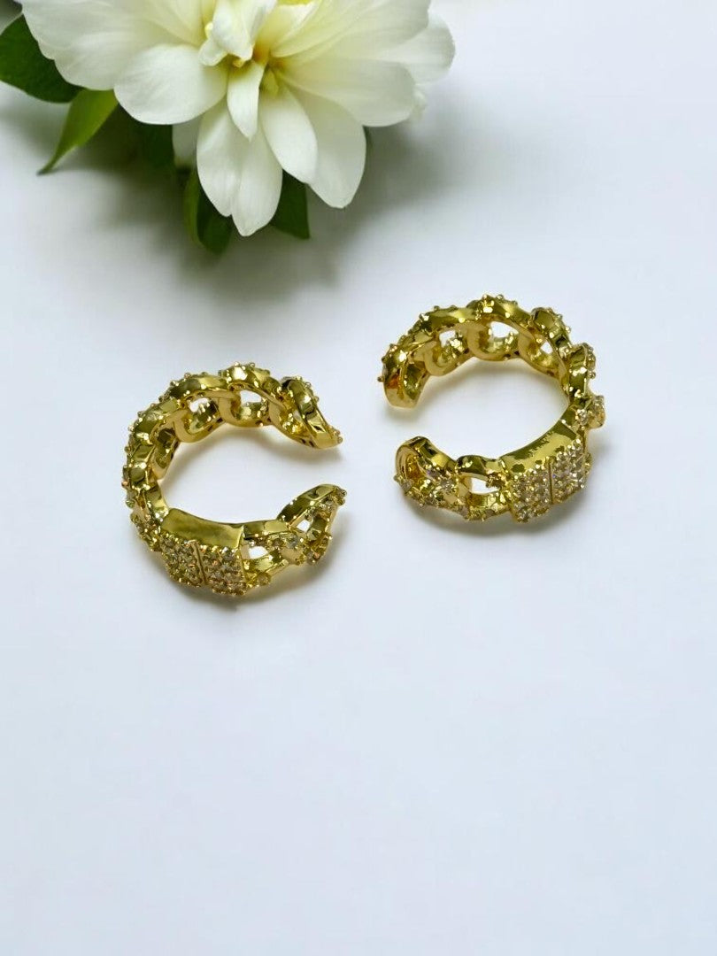 GOLDEN DIAMOND ARLOK EAR CUFF