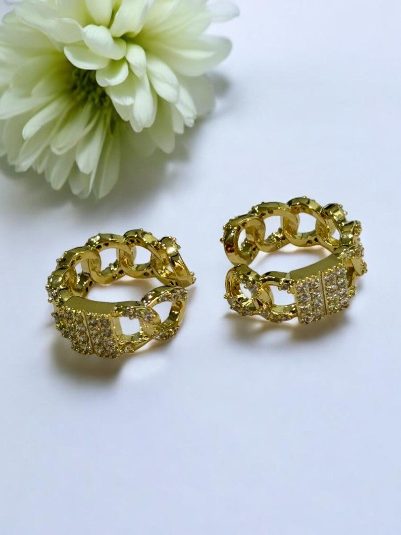 GOLDEN DIAMOND ARLOK EAR CUFF