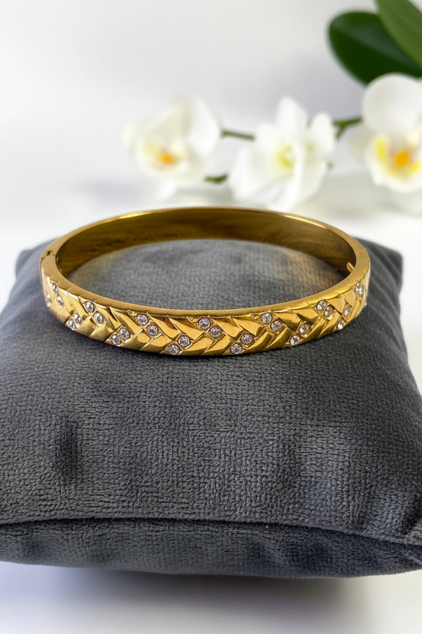 GOLDEN DIAMOND ASMINE BRACELET