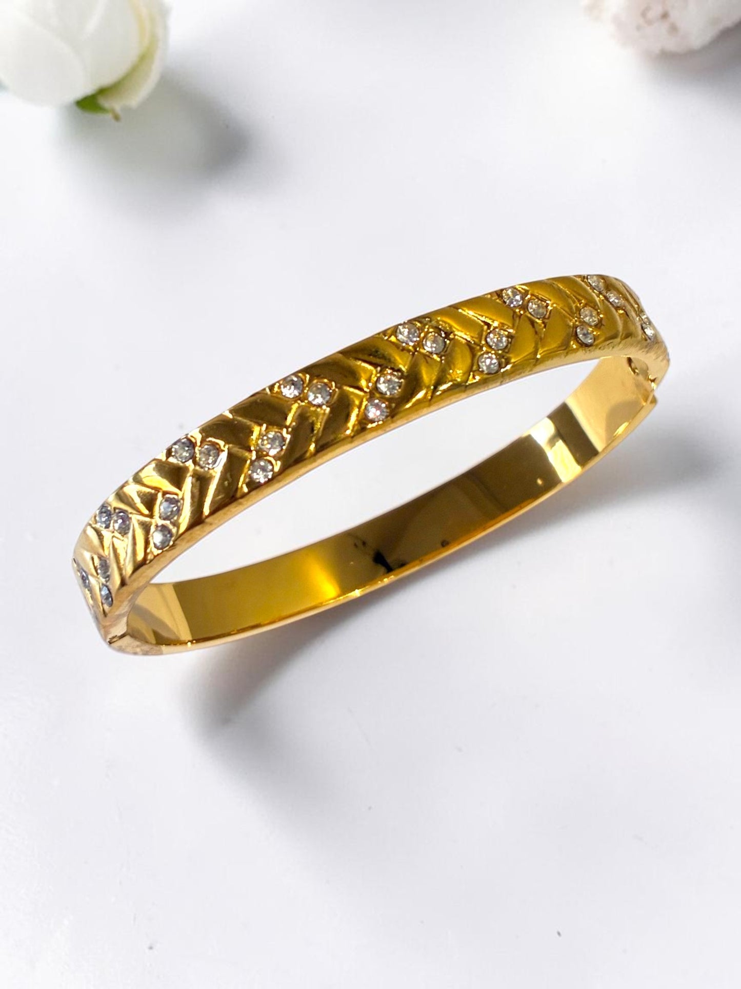 GOLDEN DIAMOND ASMINE BRACELET
