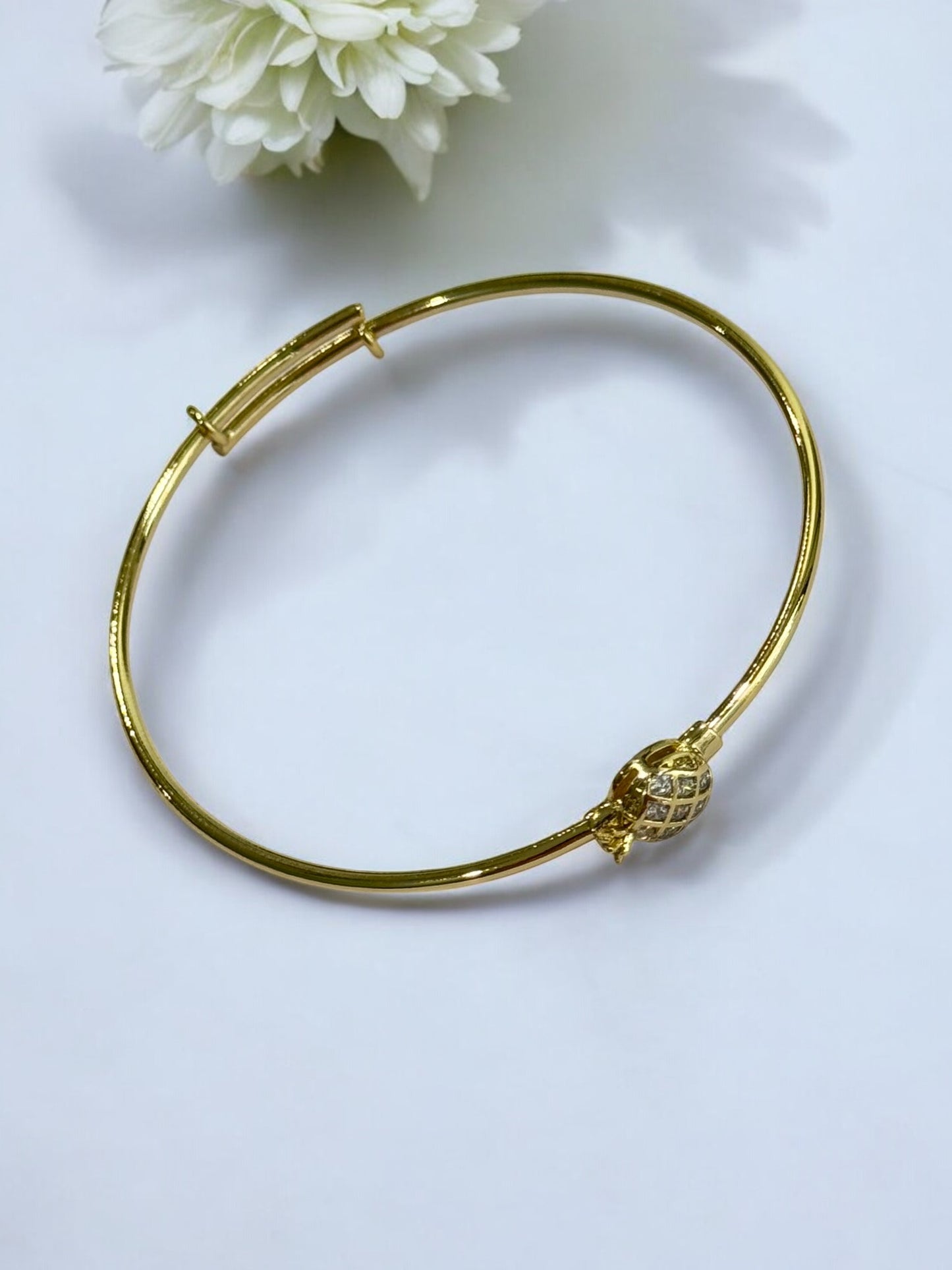 GOLDEN DIAMOND AVYAAN BRACELET