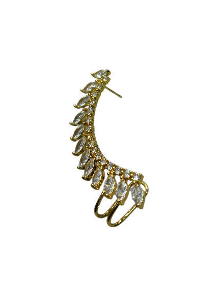 GOLDEN DIAMOND BAILEY EAR CUFF