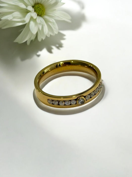 GOLDEN DIAMOND BENJA RING