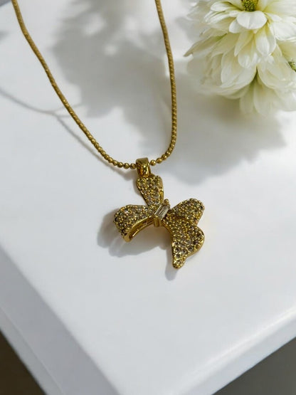 GOLDEN DIAMOND BOW ALEX NECKLACE