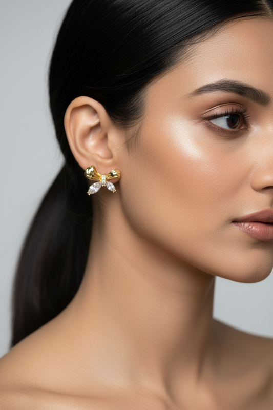 GOLDEN DIAMOND BOW REIGN EARRINGS