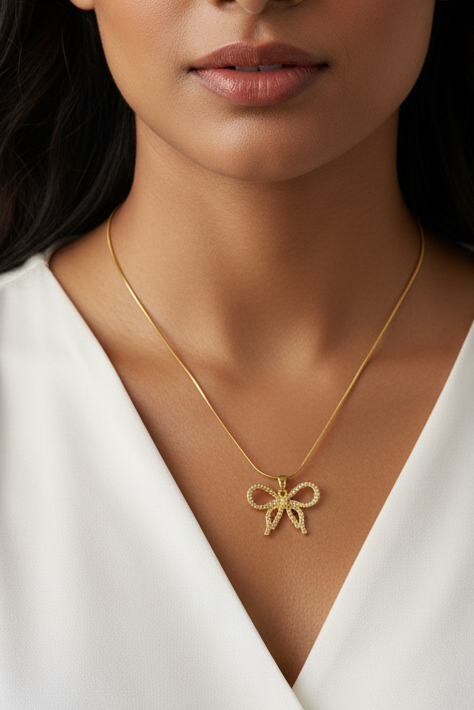 GOLDEN DIAMOND BOW SALVI NECKLACE