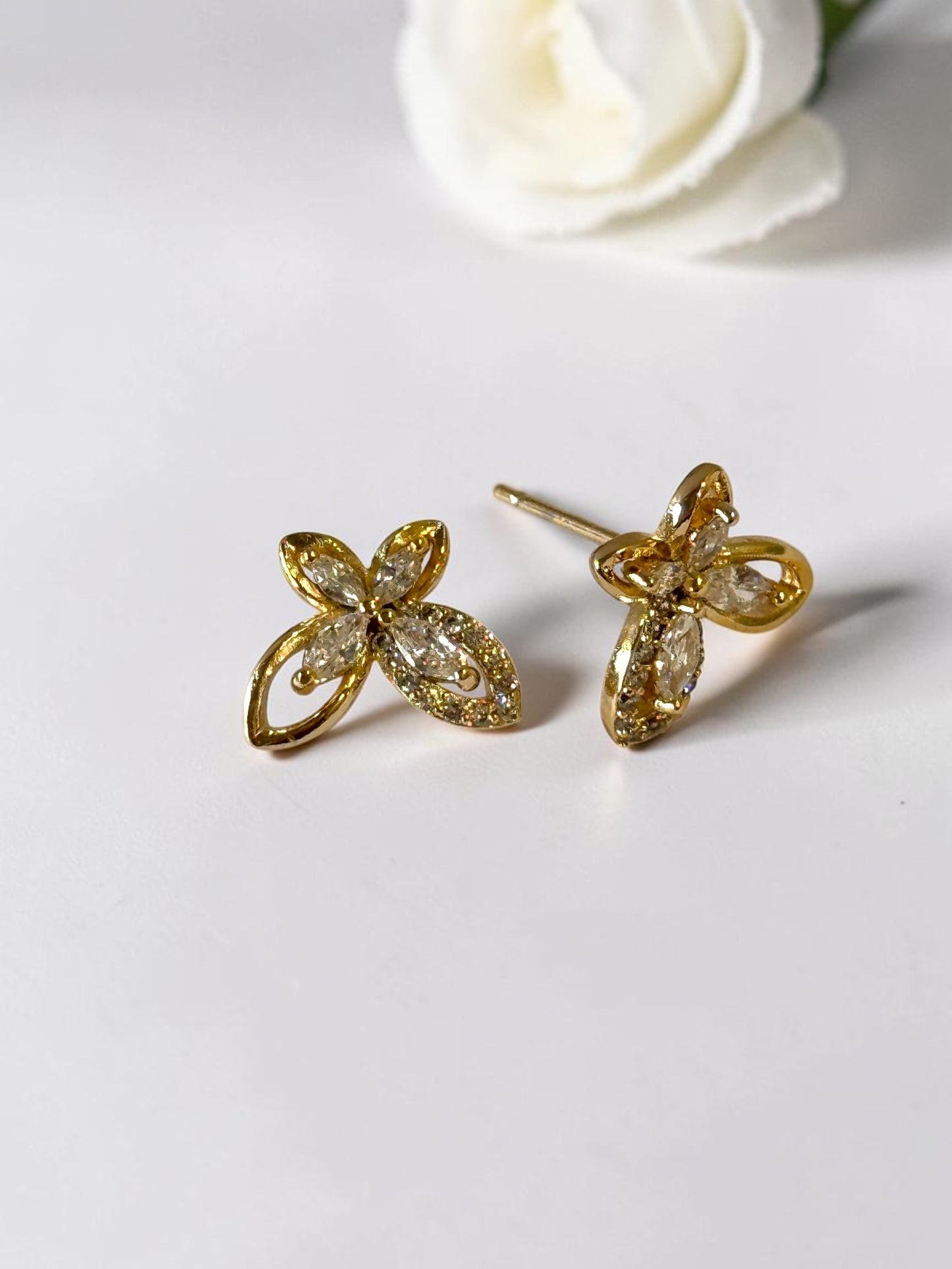 GOLDEN DIAMOND BUTTERFLY CHASIE EARRINGS